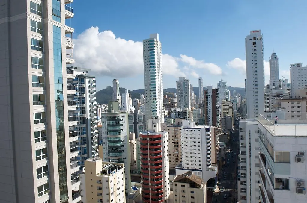 Kitnet Pe Na Areia 호텔 Balneário Camboriú 0*,  브라질